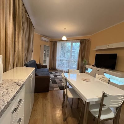 Аренда комфортного 2-комнатного апартамента, Бриз, Варна, Болгария